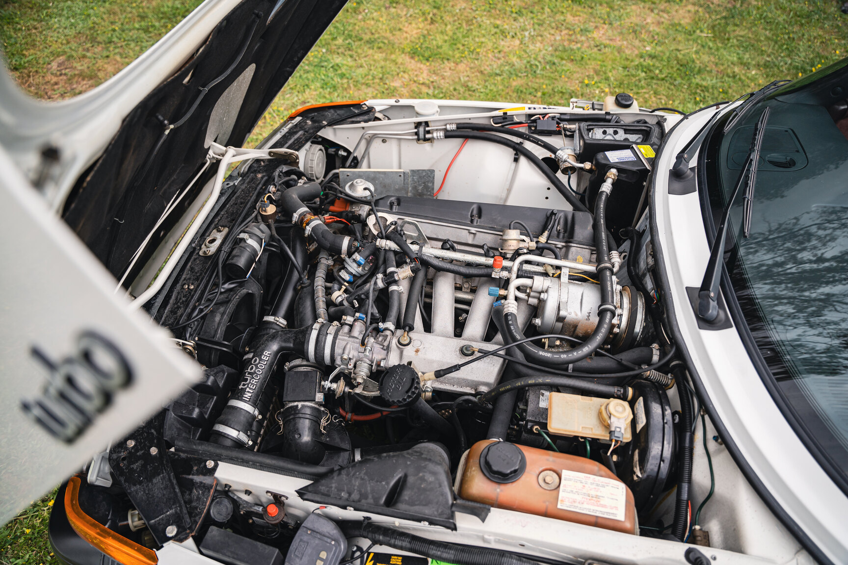 Image of 1987 Saab 900 Turbo Convertible mechanics