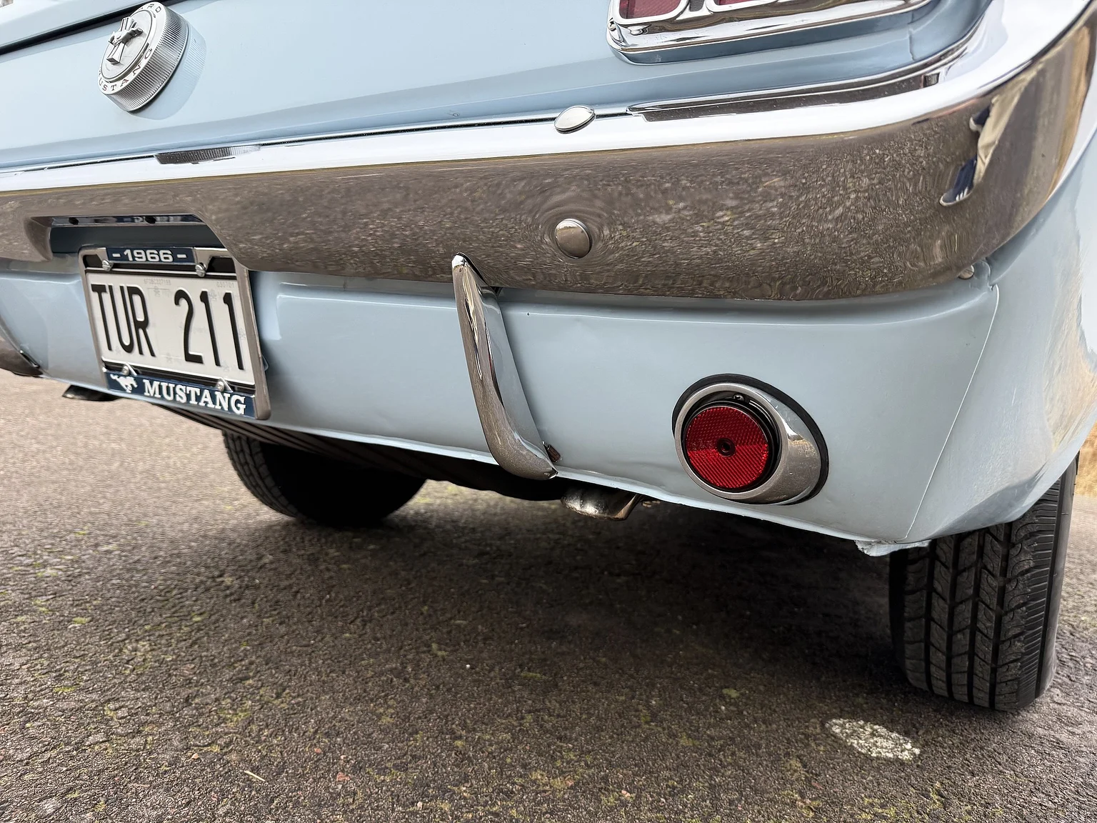 Exteriörbild på 1966 Ford Mustang Convertible 289 V8 (73)