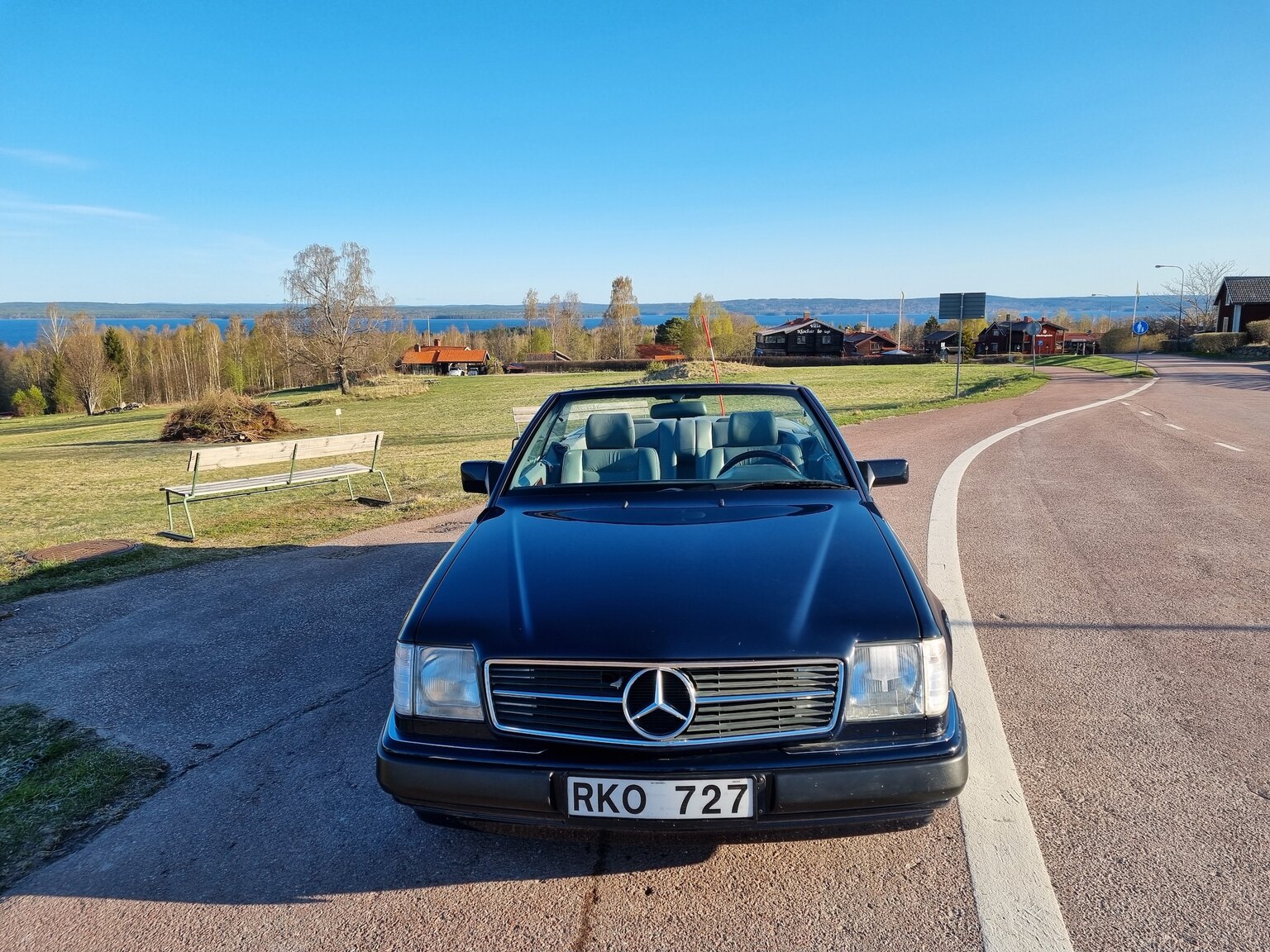 Exteriörbild på 1993 Mercedes-Benz 300 CE Cabriolet