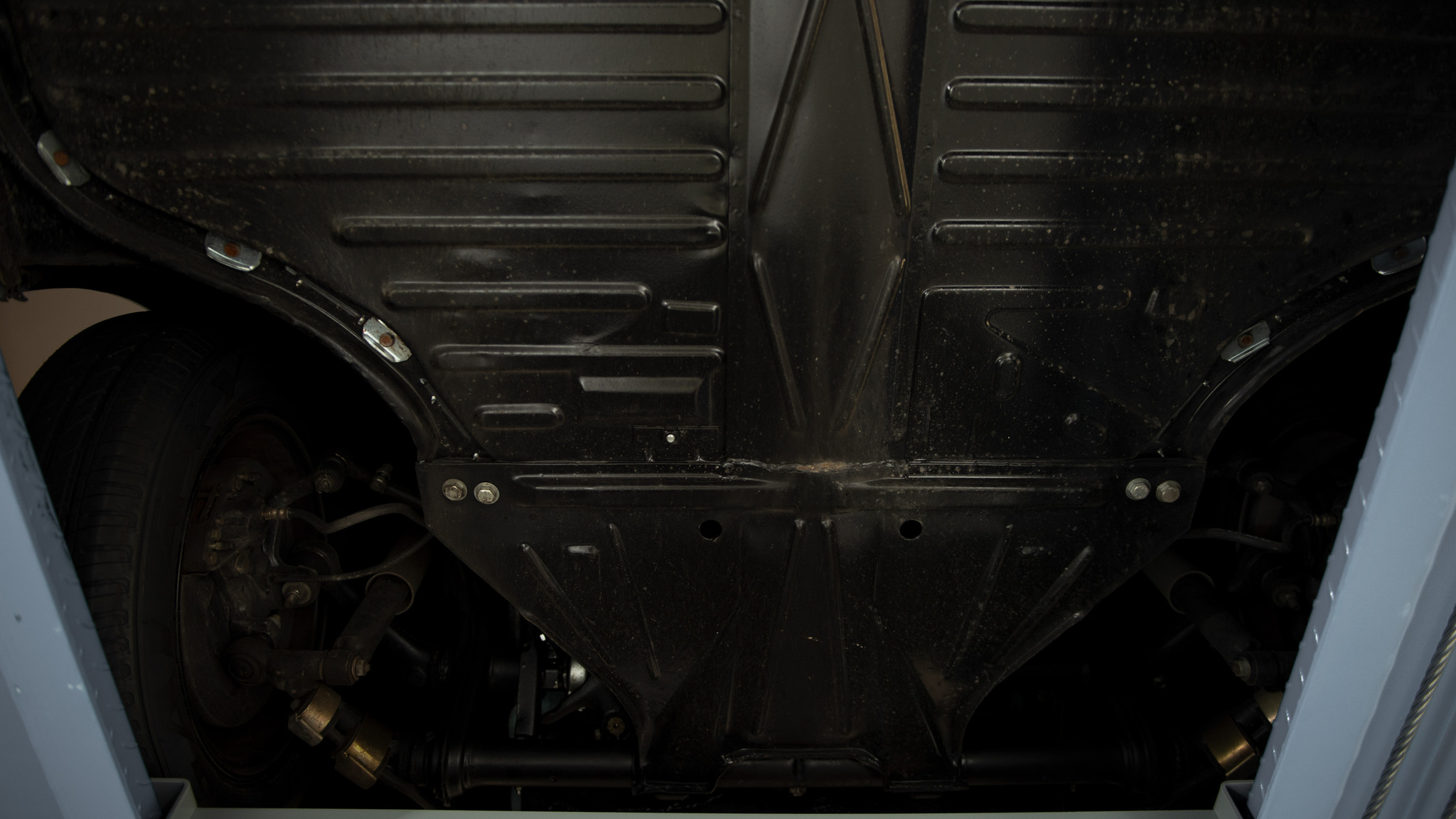 Image of 1969 Volkswagen Karmann Ghia (8) mechanics