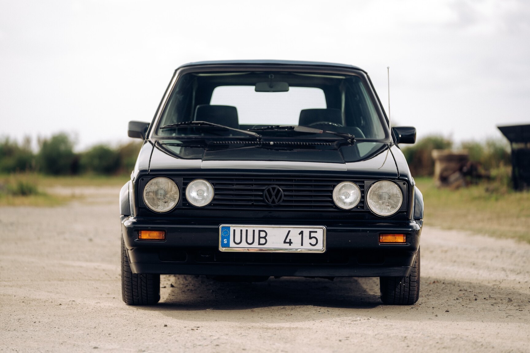 Exterior image of 1991 VW Golf Cabriolet "Etienne Aigner Edition"