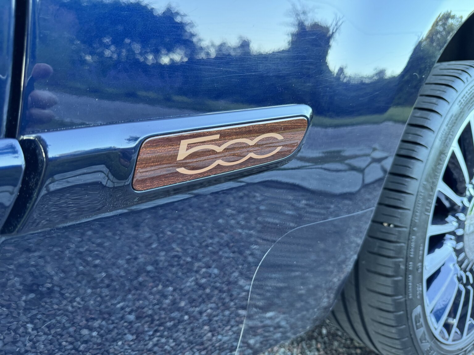 Exterior image of 2017 Fiat 500 Riva