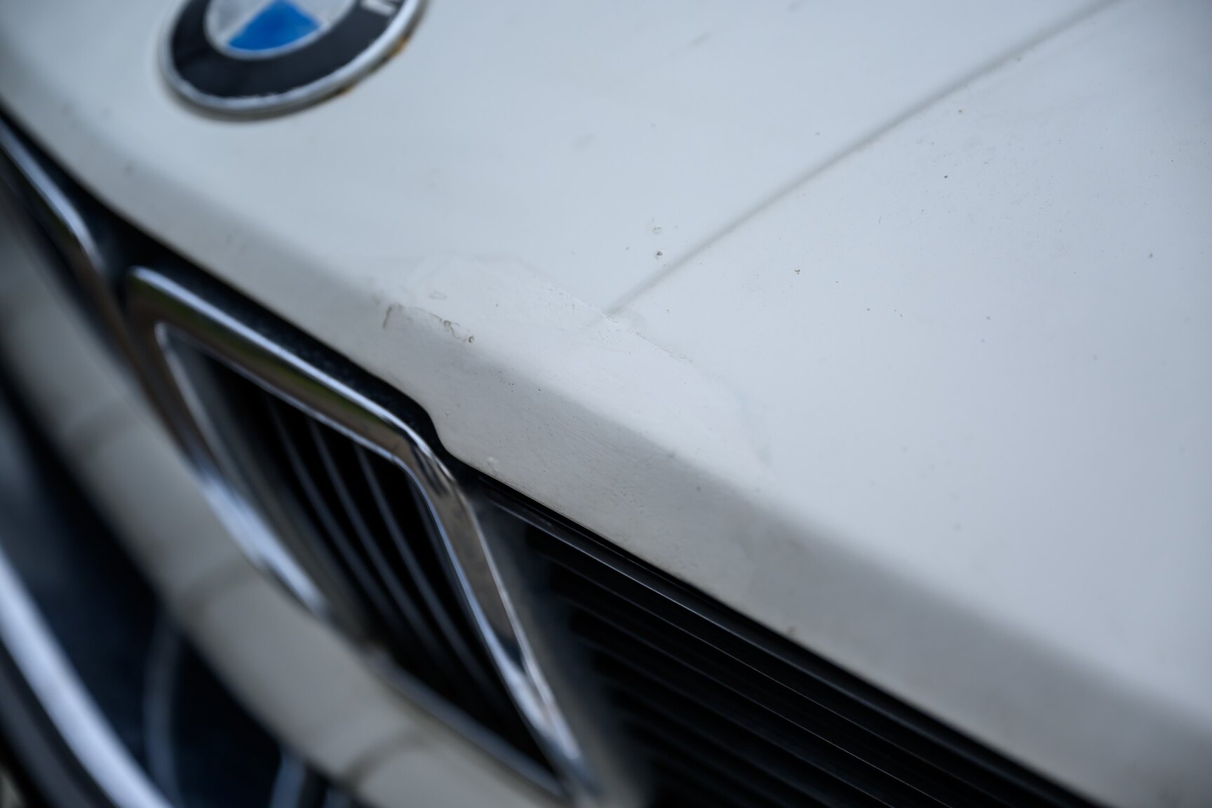 Exterior image of 1986 BMW 520i