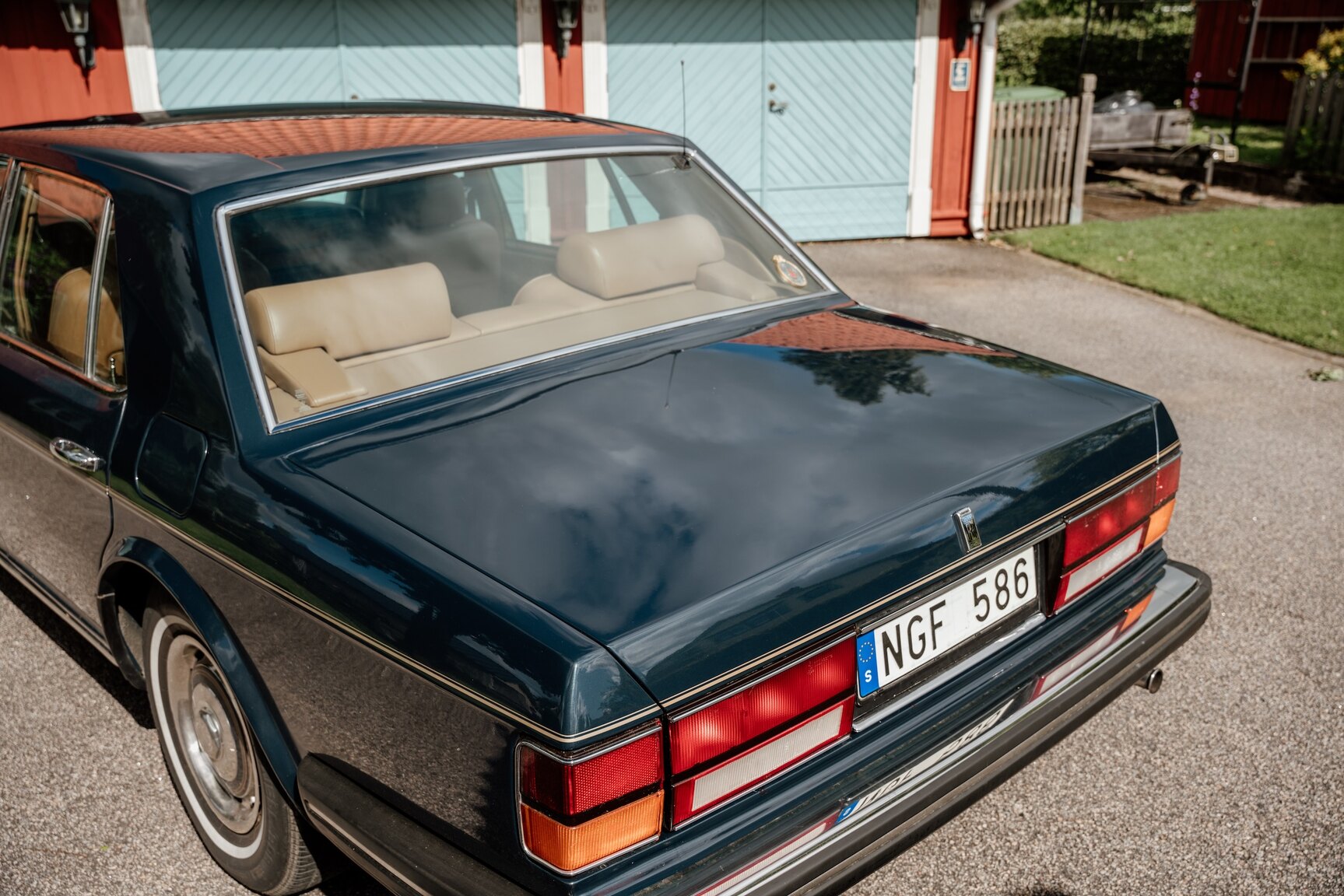 Exteriörbild på 1982 Rolls Royce Silver Spirit