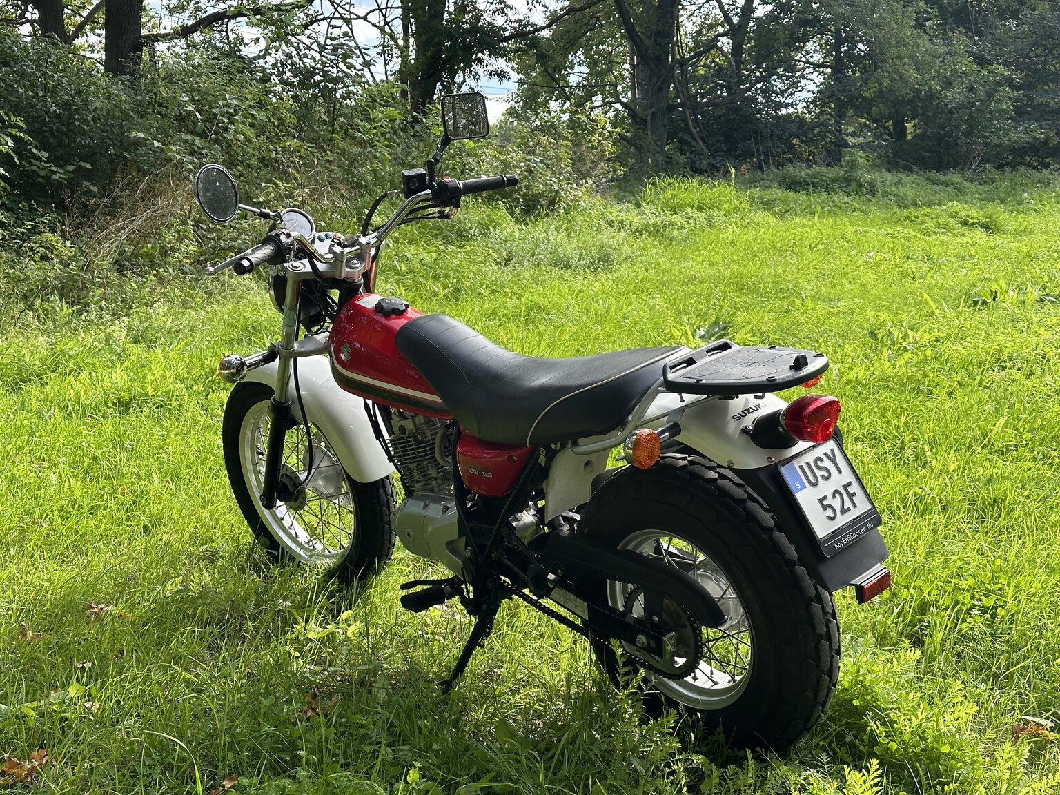 Exterior image of 2013 Suzuki RV125 Van Van