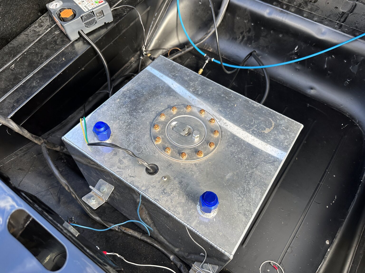 Image of 1969 Volvo 144 custom mechanics