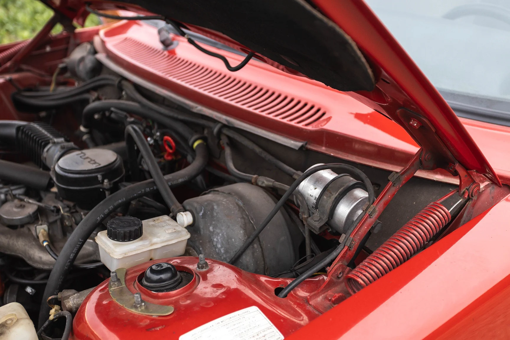 Image of 1984 Volvo 244 Turbo mechanics (4)