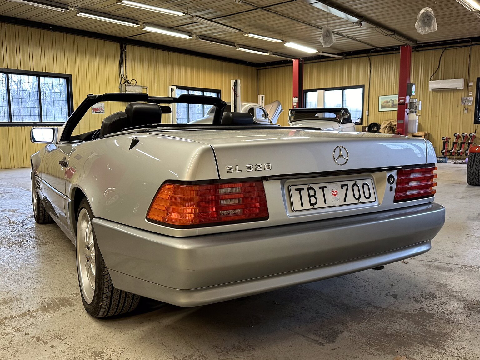 Aussenfoto 1993 Mercedes-Benz SL 320 (12)