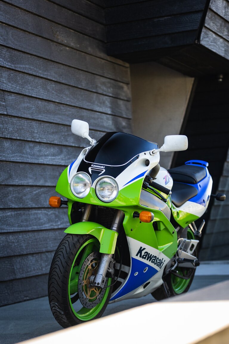 Exteriörbild på 1992 Kawasaki ZX 750 J