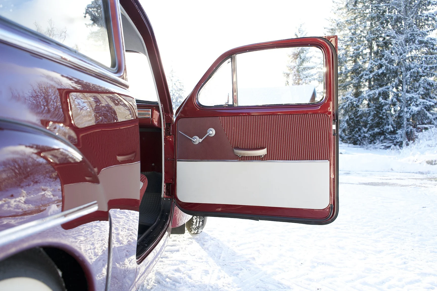 Interior image of 1953 Volvo PV444 DS (38)
