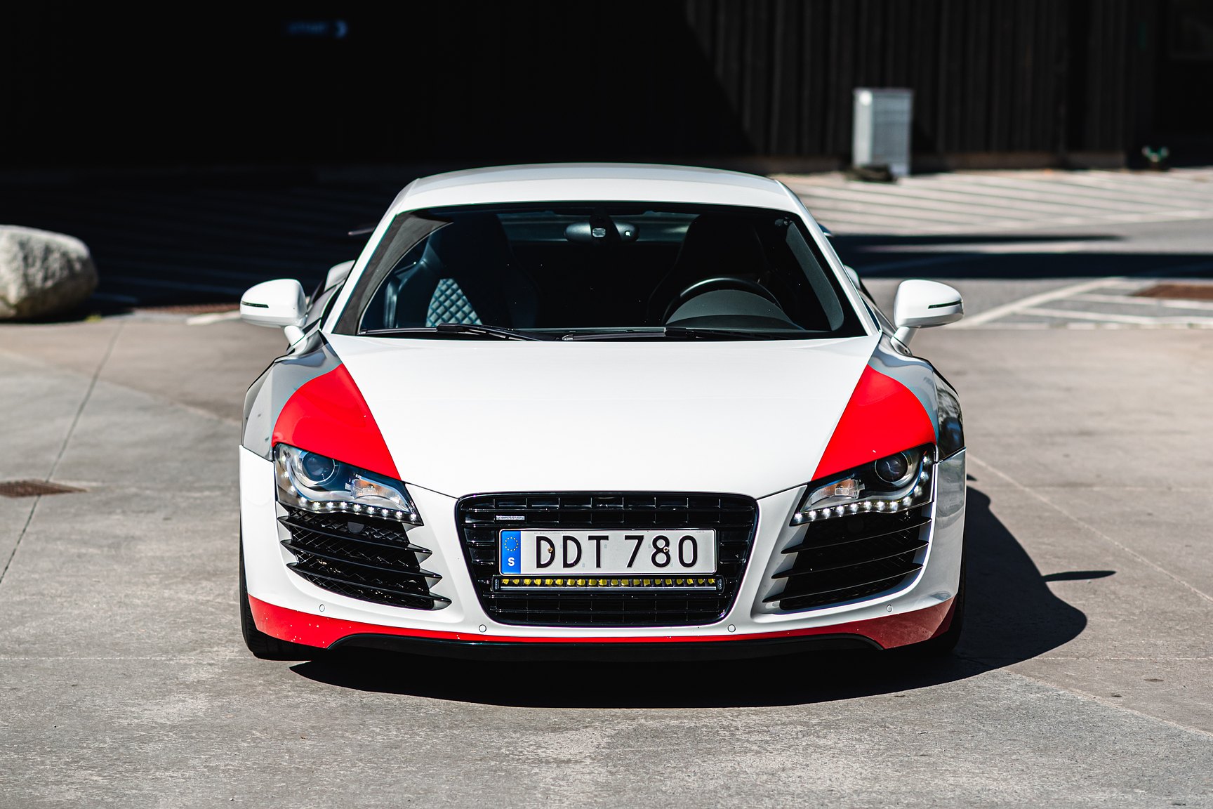 Exterior image of 2008 Audi R8 4.2 V8 Turbo Manuell