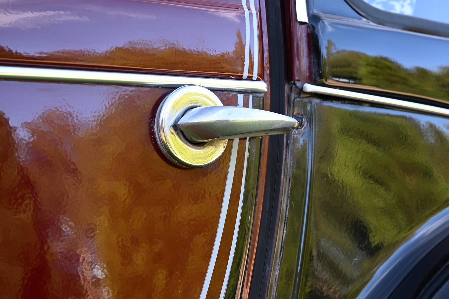 Exterior image of 1981 Citroën 2CV Charleston