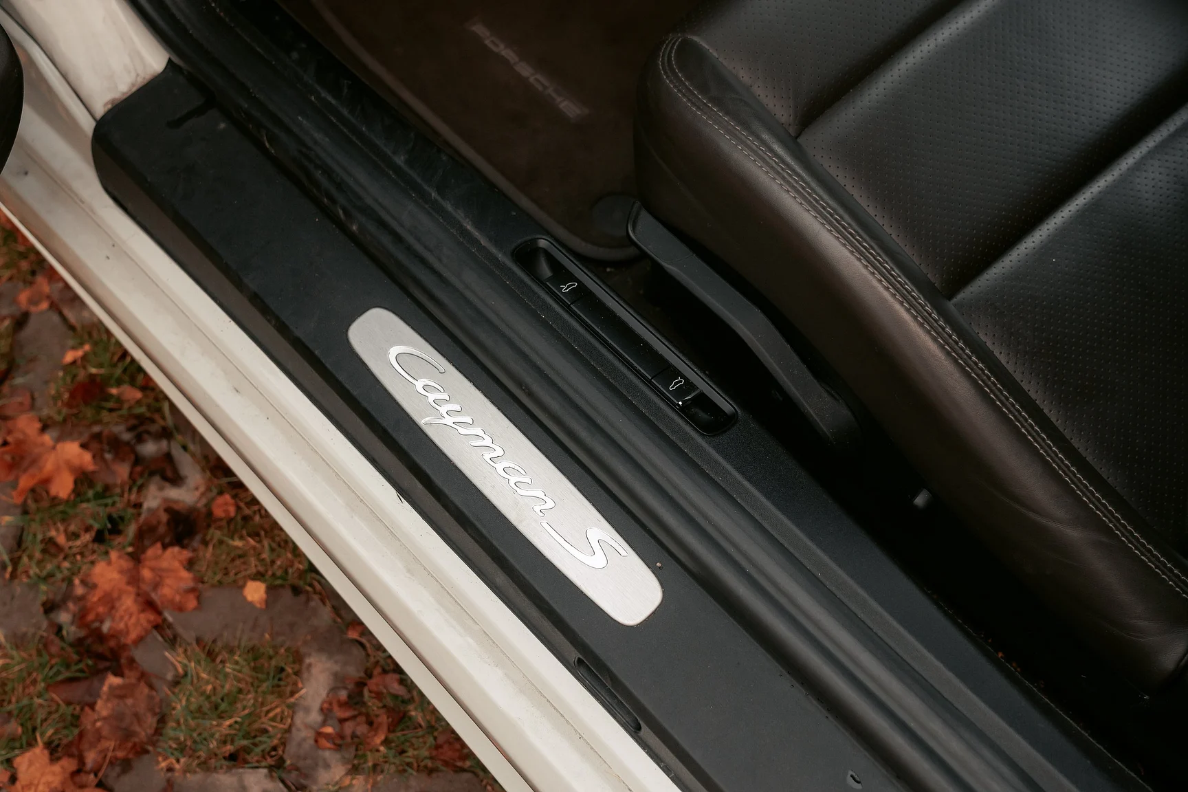 Interiörbild 2017 Porsche 718 Cayman S (6)