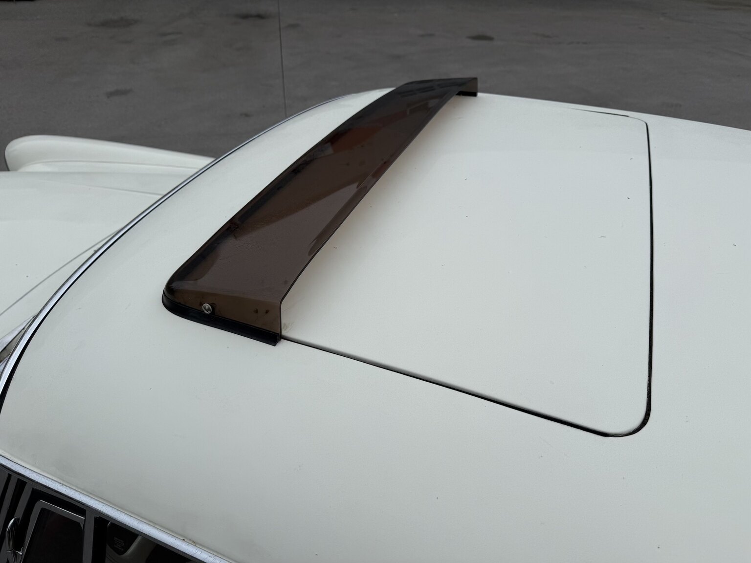 Exteriörbild på 1963 Mercedes-Benz 220 SE