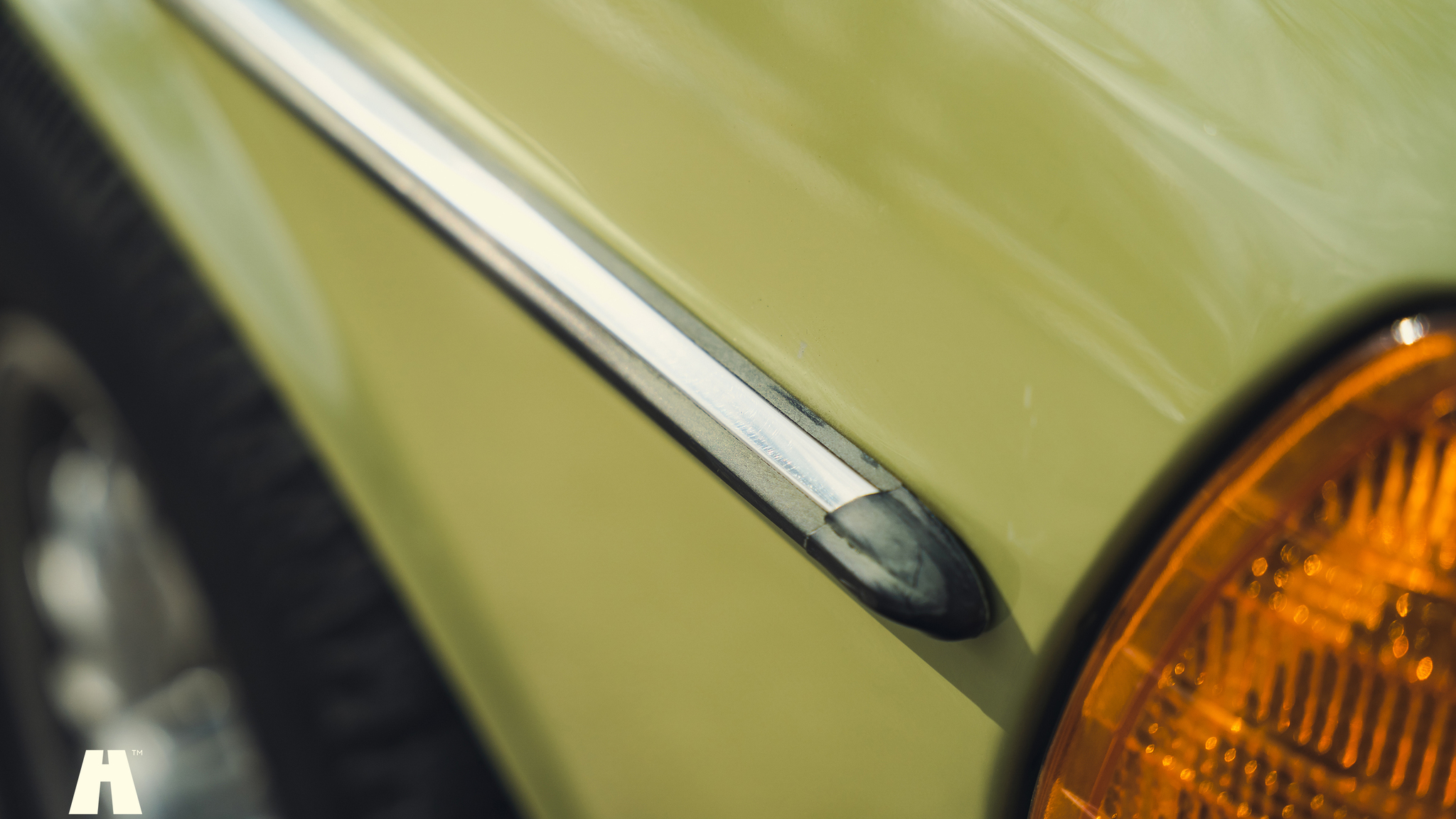 Exterior image of 1979 Mercedes Benz 230