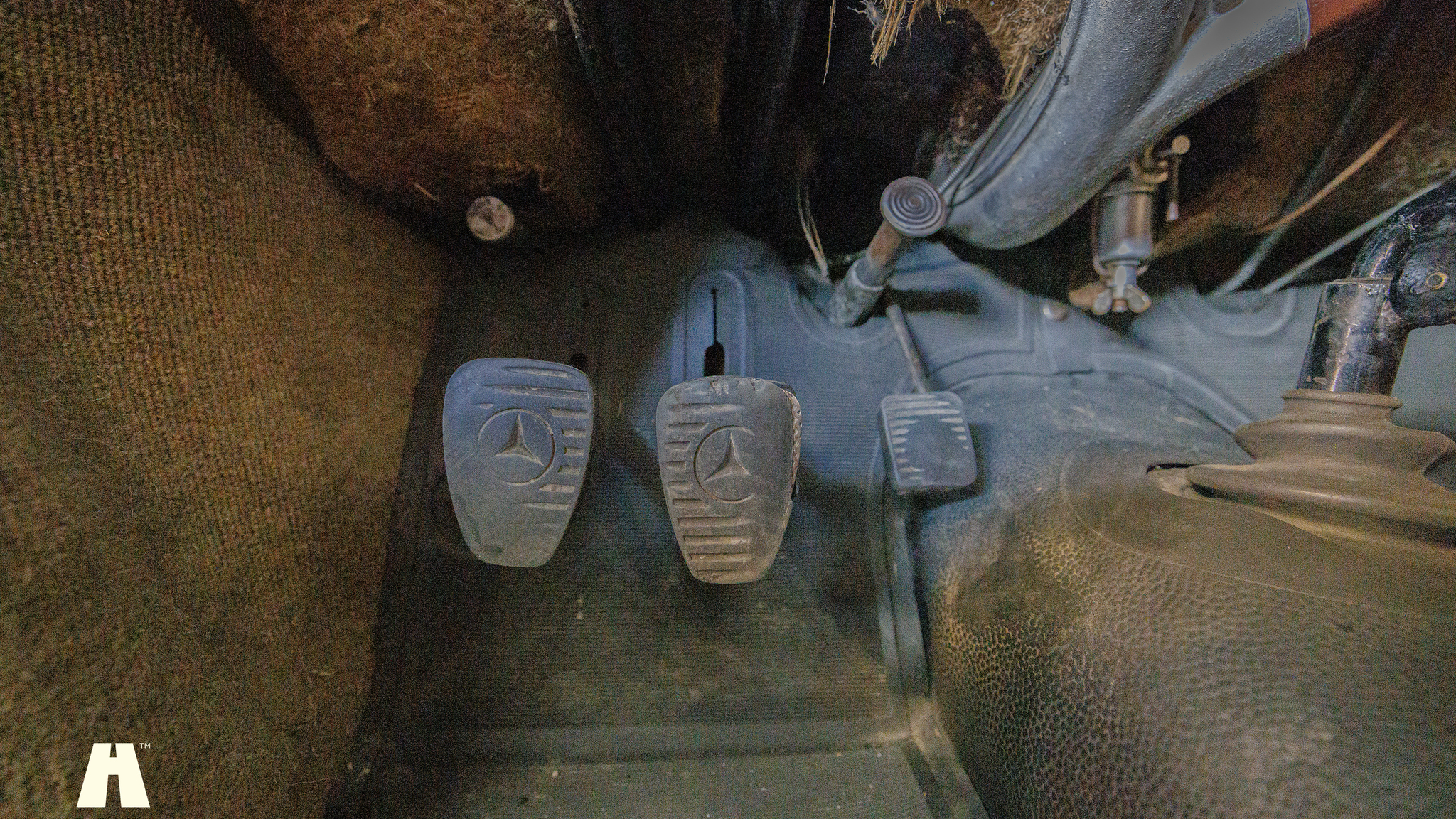 Interior image of 1950 Mercedes Benz 170 va (34)