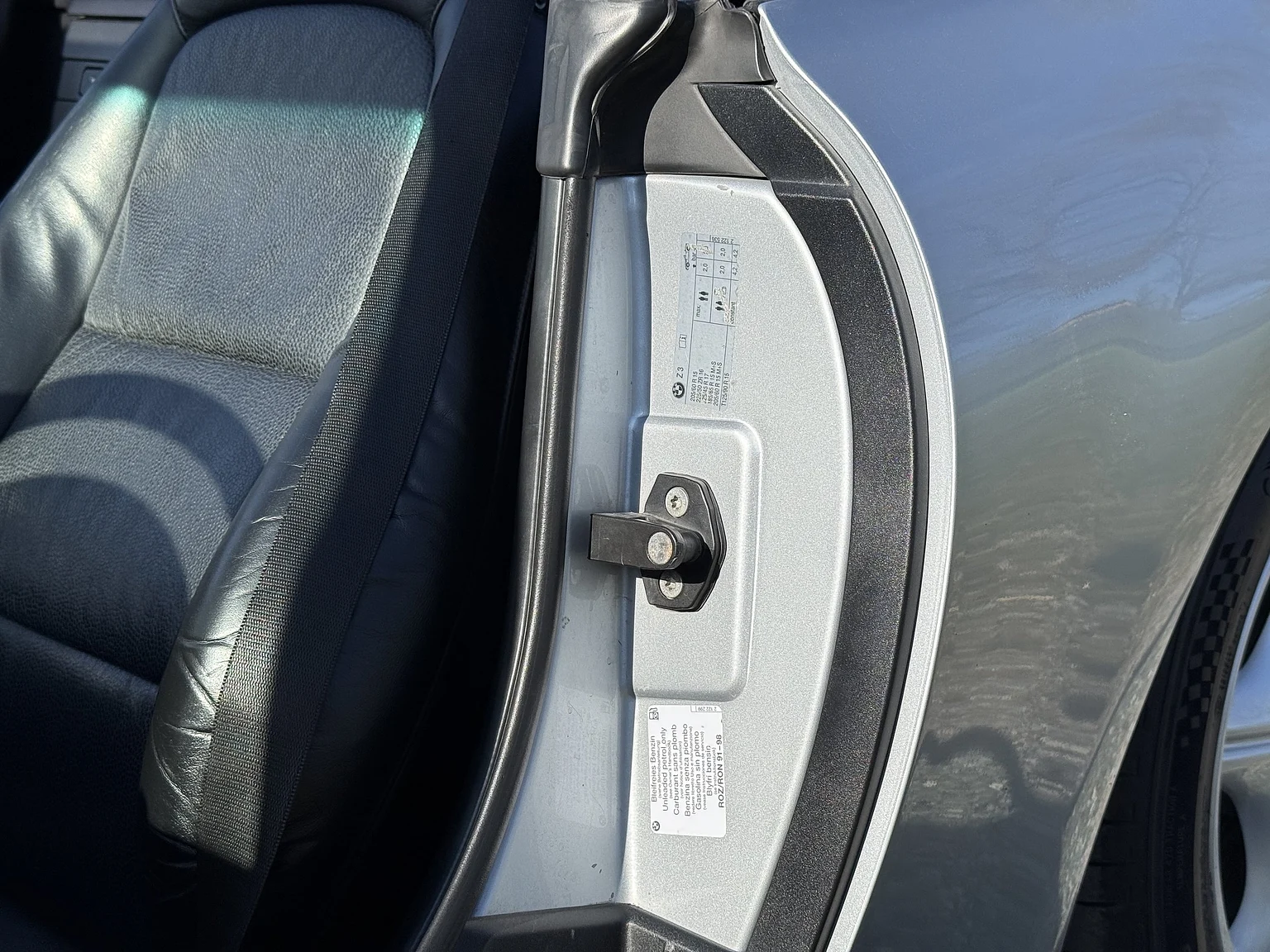 Interior image of 1996 BMW Z3 1.8 Z3 (8)