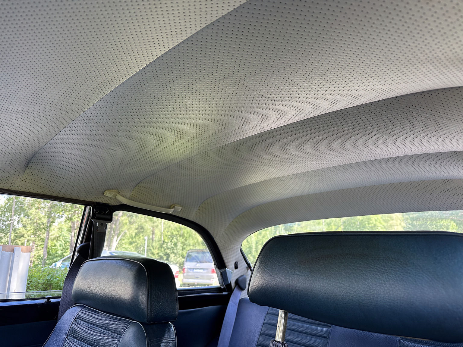 Interior image of 1970 Volvo Amazon 121 (4)