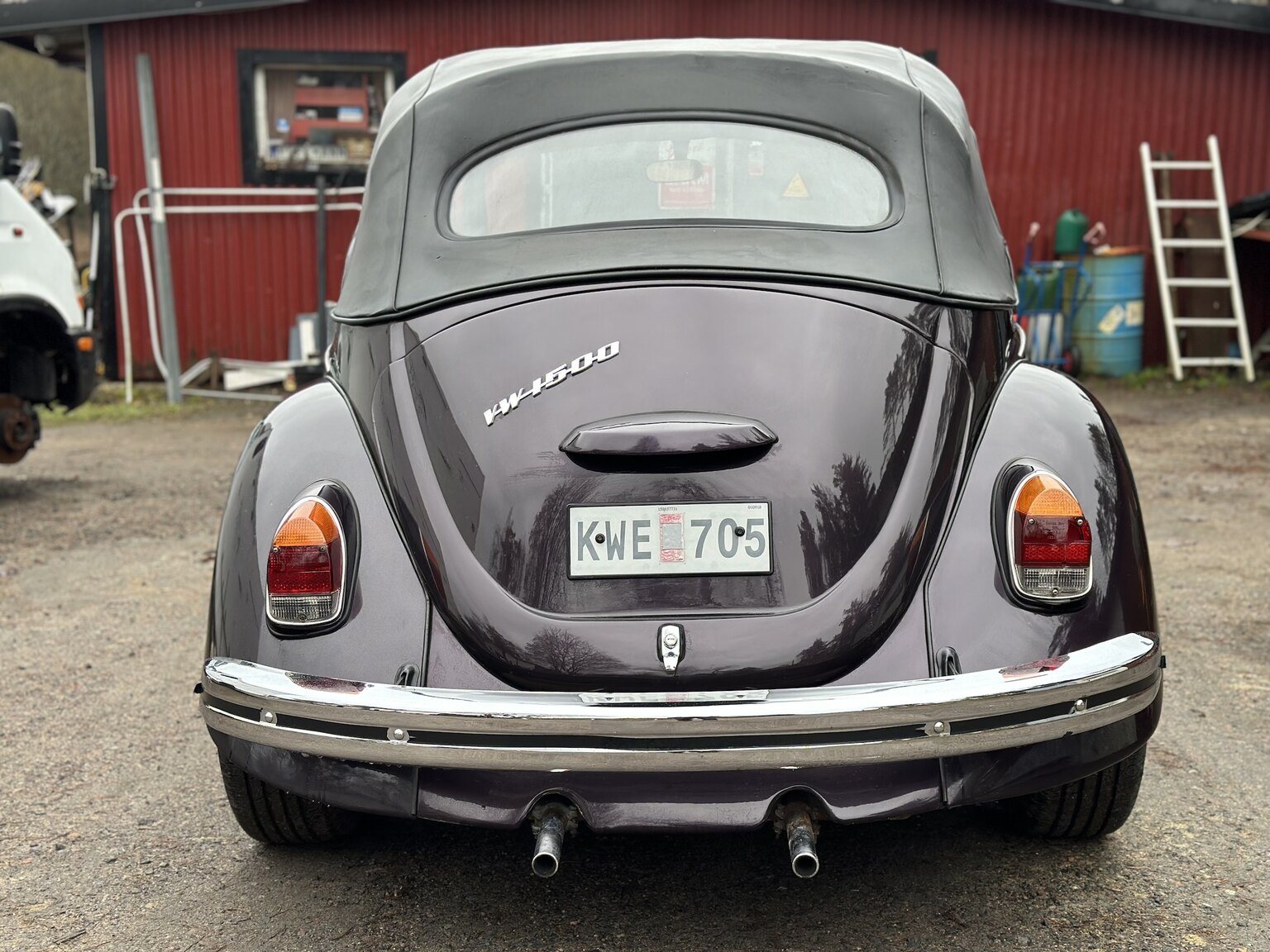 Exteriörbild på 1968 Volkswagen Beetle 1500 Cabriolet