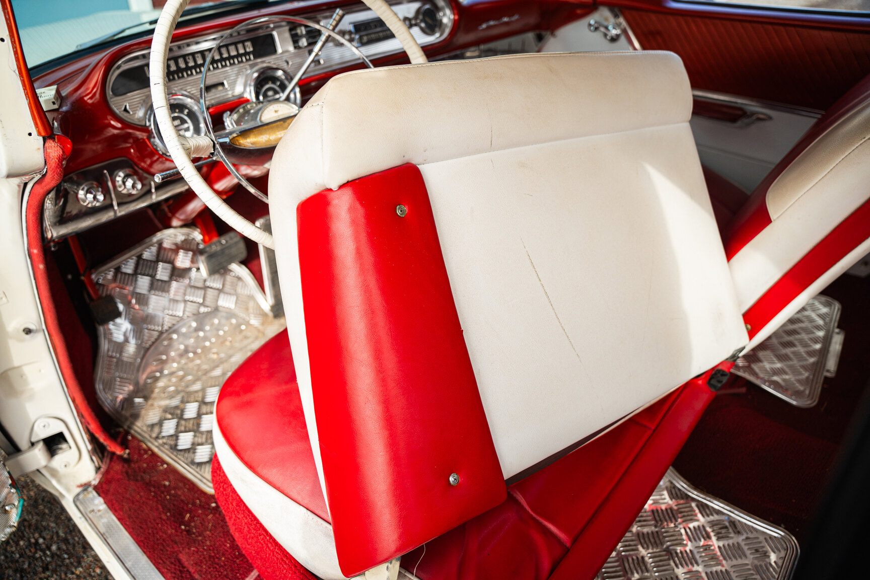 Interior image of 1957 Pontiac Star Chief