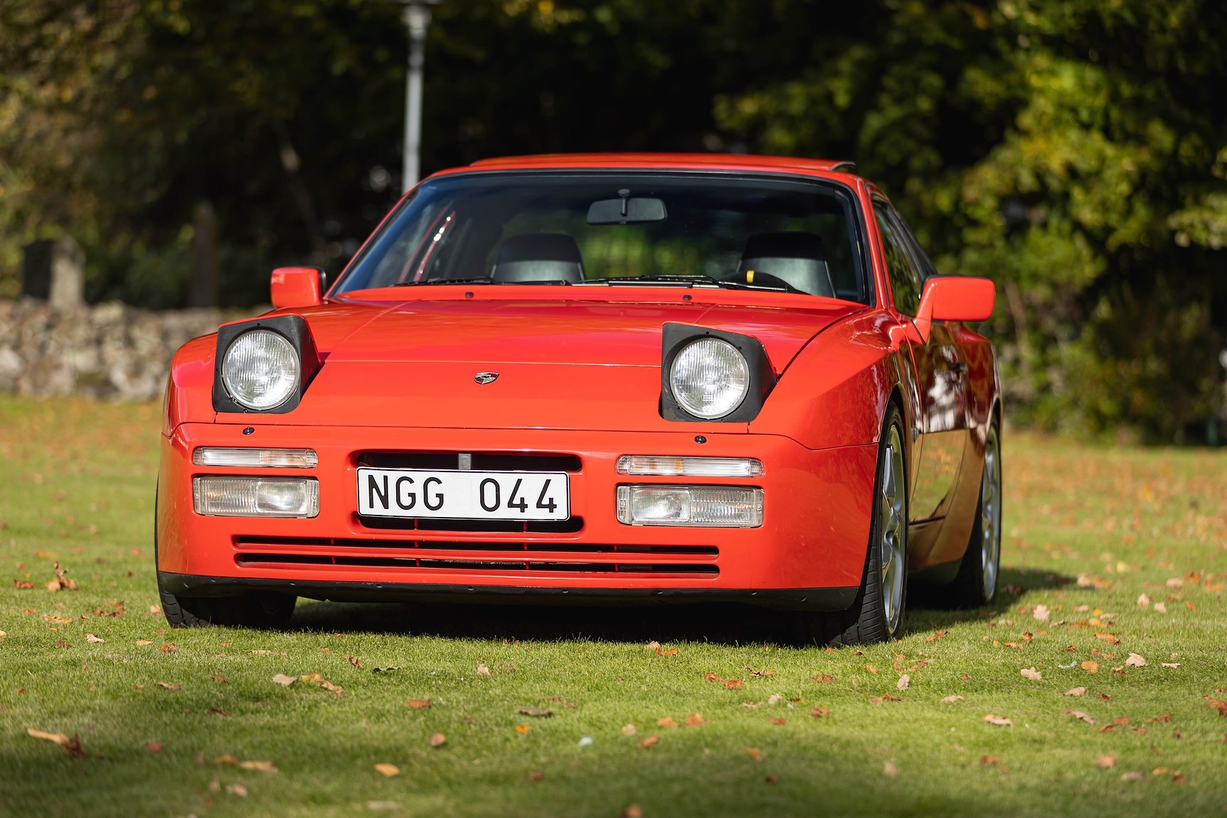 Exteriörbild på 1988 Porsche 944 Turbo