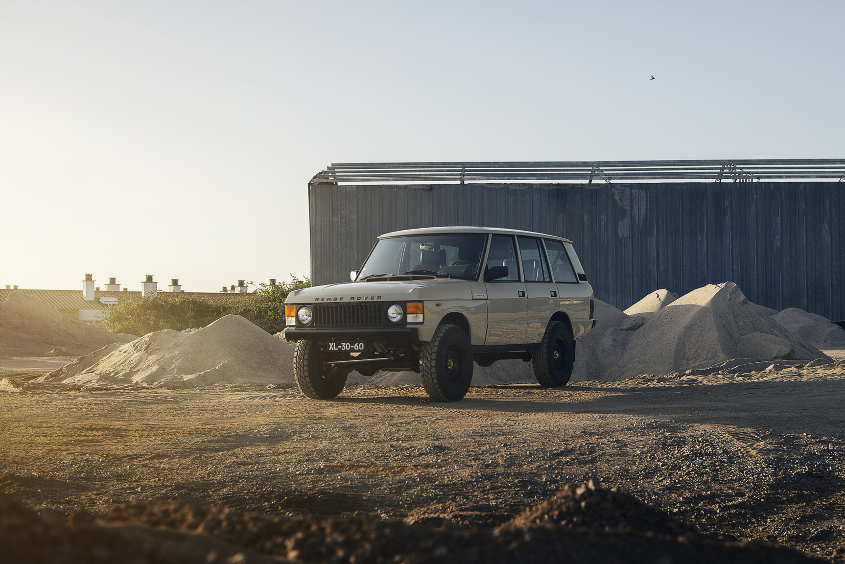 Exteriörbild på 1991 Range Rover Restomod