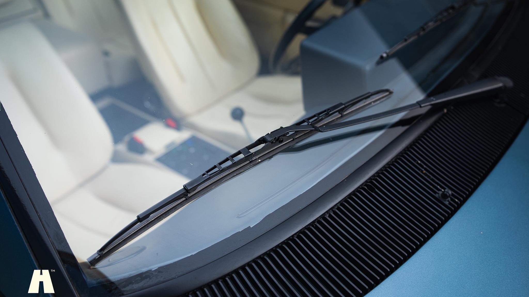 Exteriörbild på 1985 Ferrari Mondial Quattrovalvole Design by Pininfarina (48)