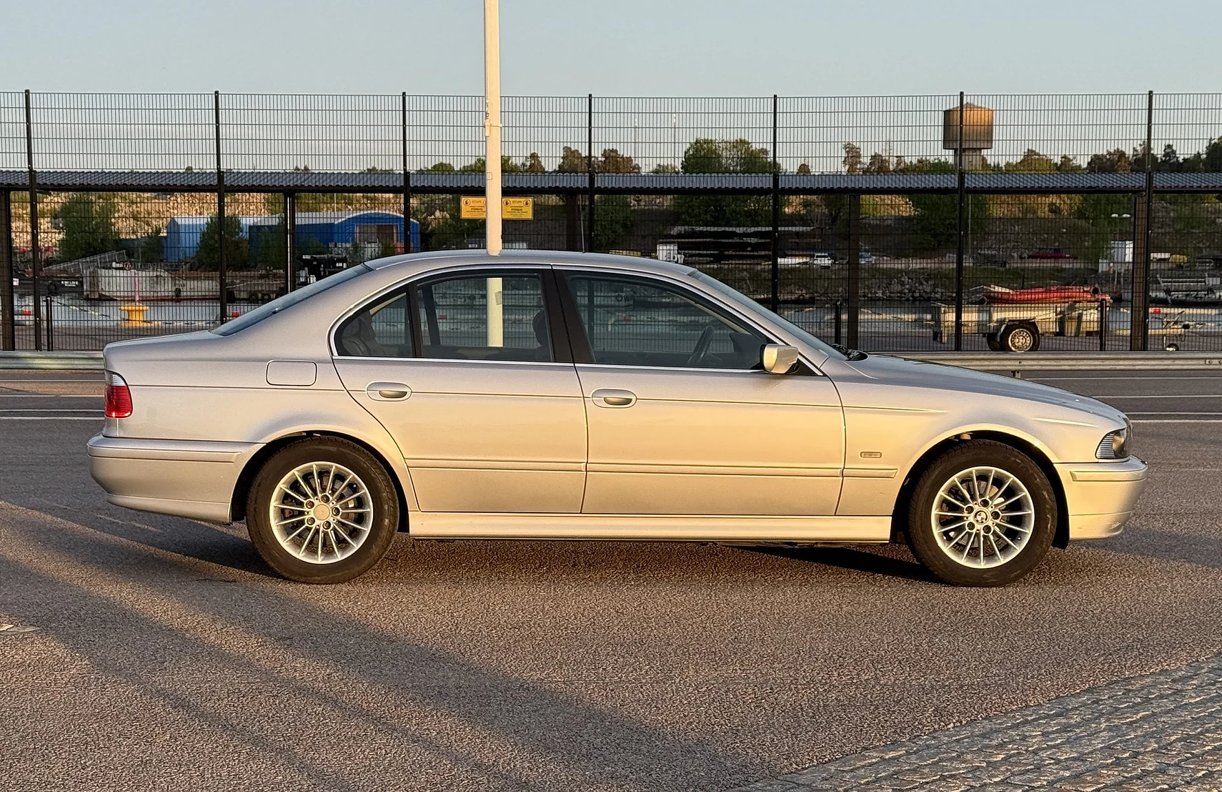 Aussenfoto 2002 BMW 520i (9)