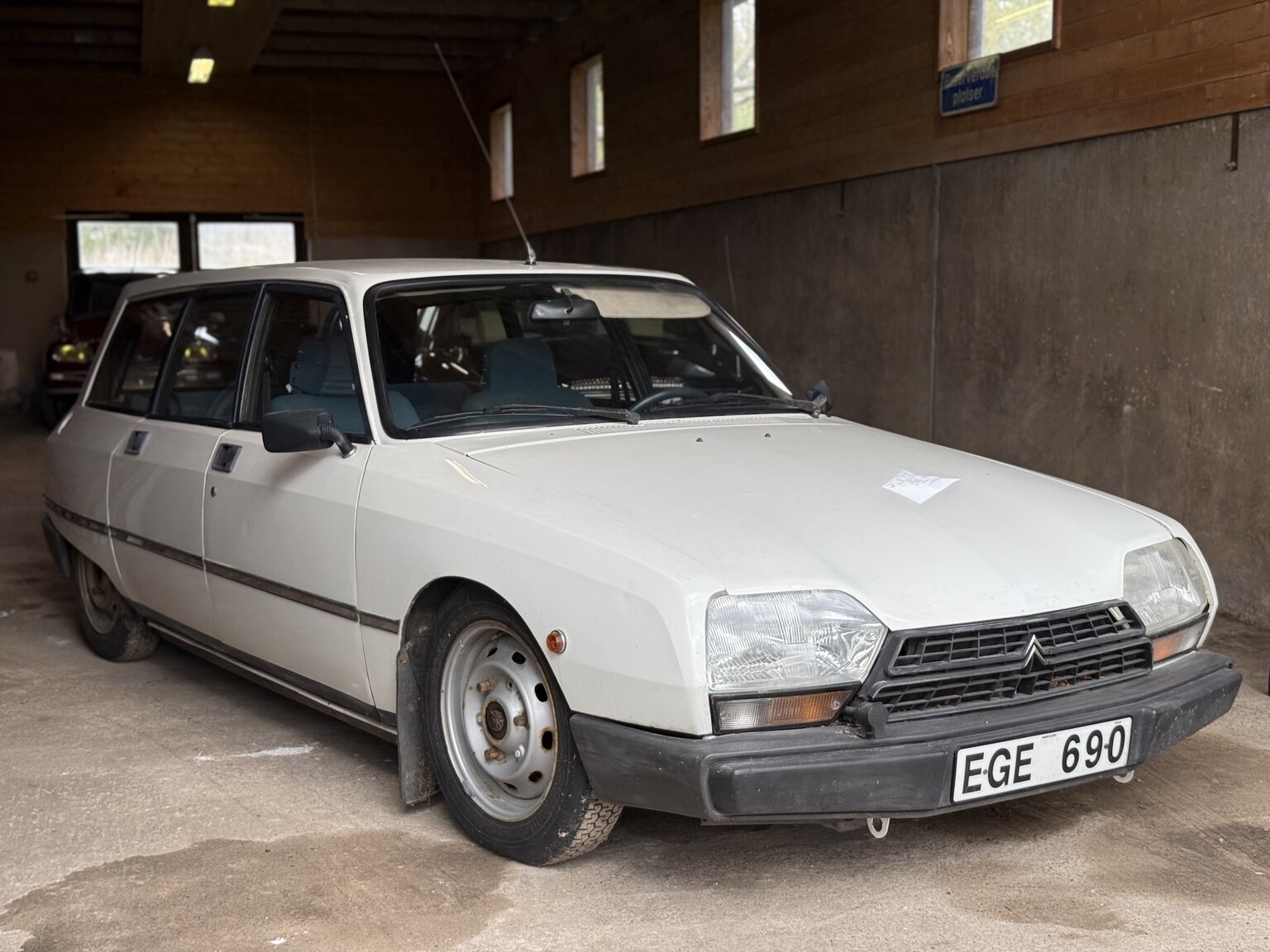 Exterior image of 1984 Citroën GSA Break