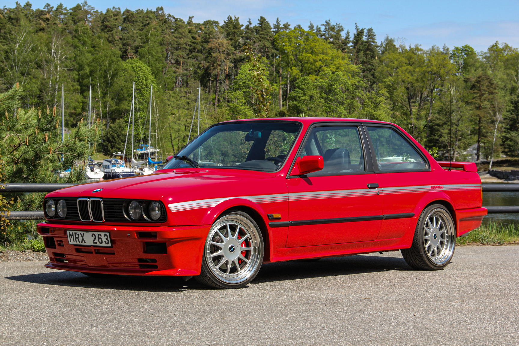 Exteriörbild på 1986 BMW E30 H35 Hartge