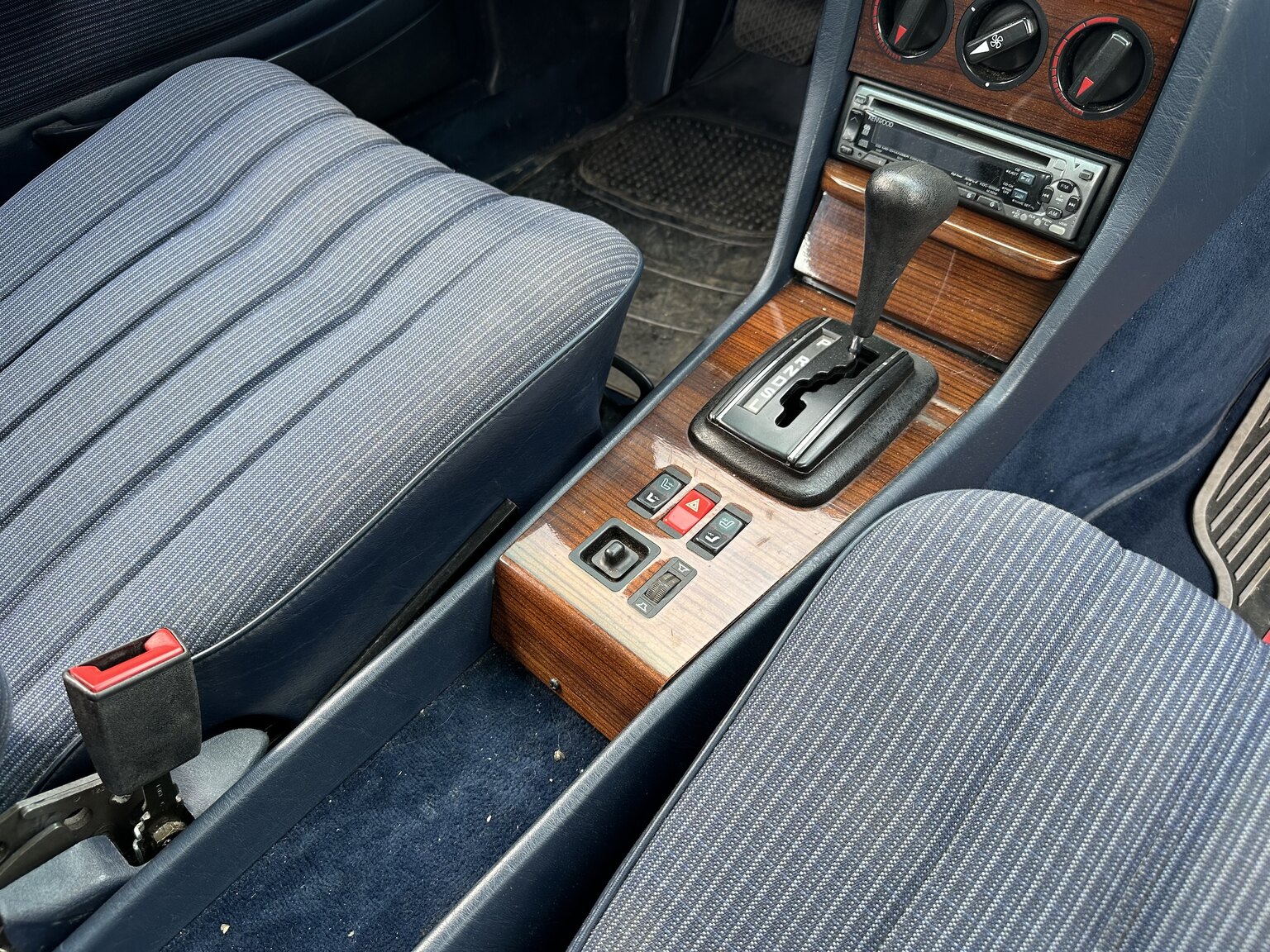 Interiörbild 1984 Mercedes-Benz 230 CE
