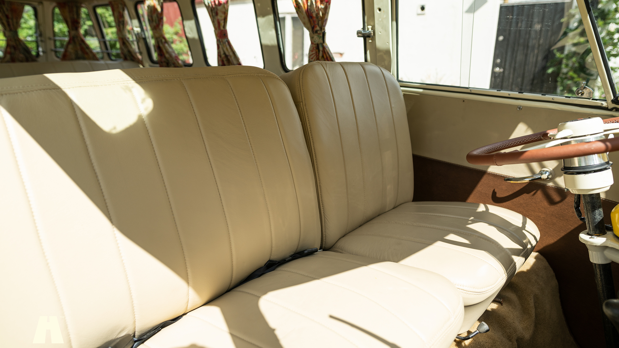 Innenraumfoto von 1974 Volkswagen T1 Split Window  