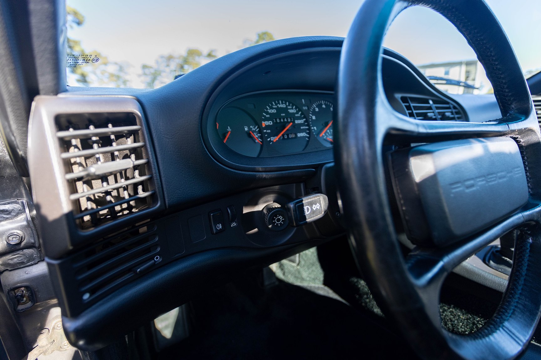 Innenraumfoto von 1987 Porsche 944 Targa