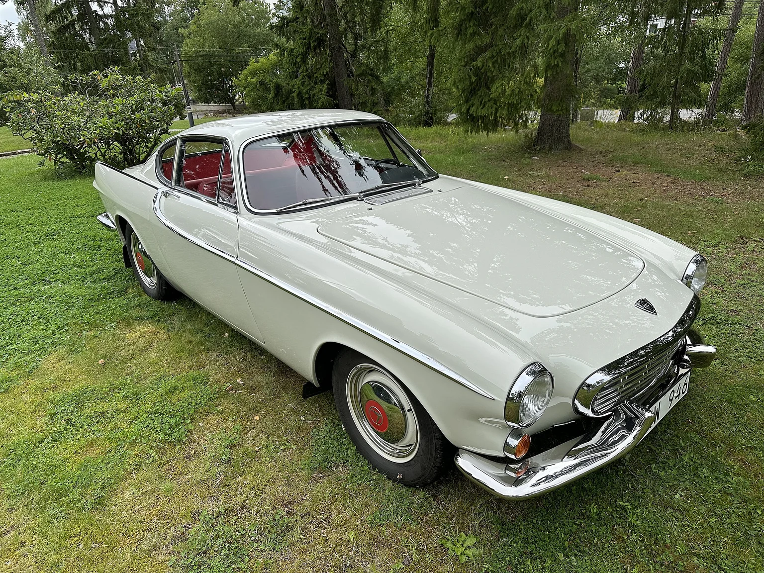Exterior image of 1964 Volvo P1800S (14)