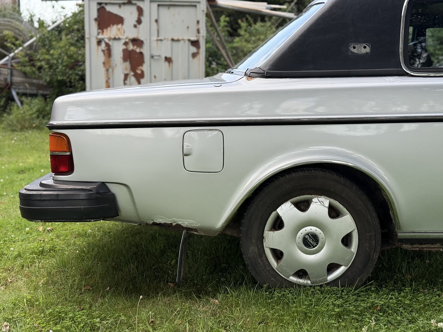 Exteriörbild på 1979 Volvo 262 C 2.8 V6 Automatisk