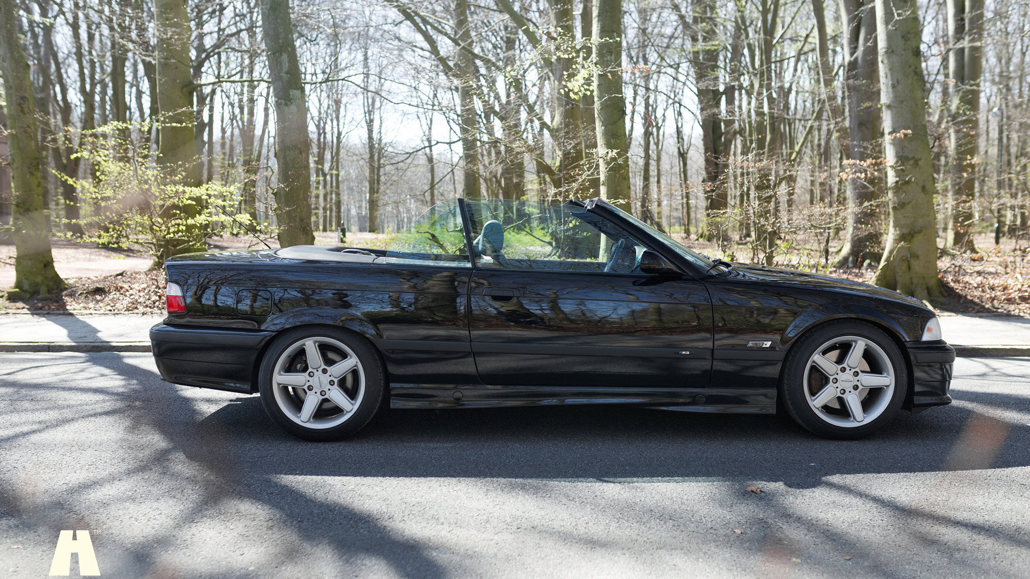 Exterior image of 1996 BMW M3 3.2 Cabriolet (10)
