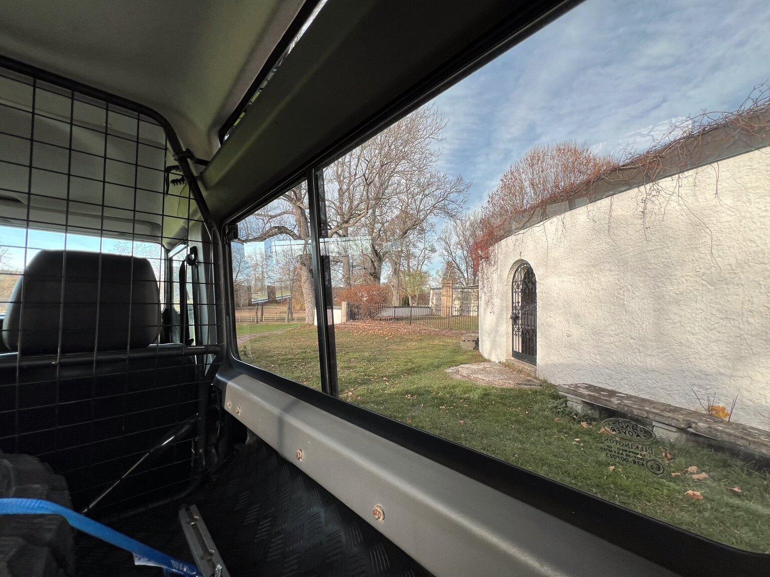 Interior image of 2002 Land Rover Defender 90 2.5 Td5