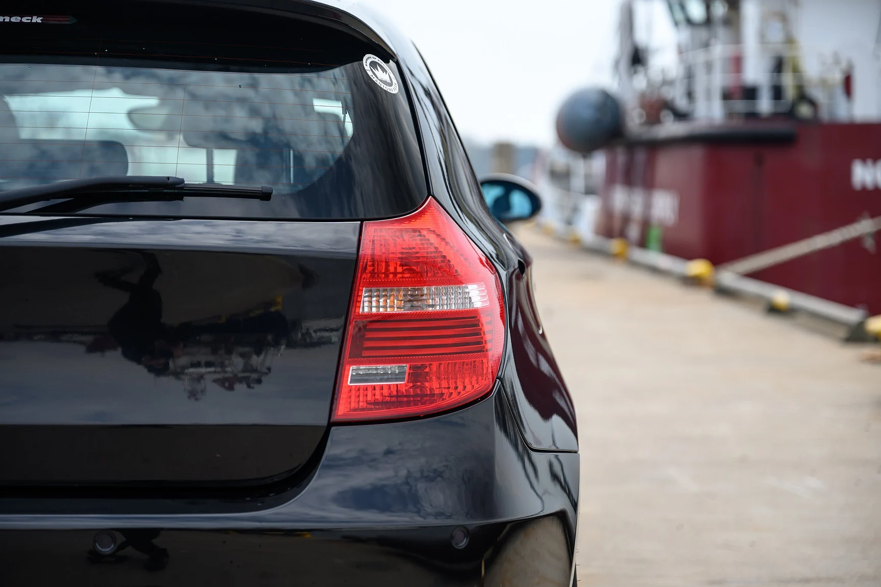 Aussenfoto 2007 2007 BMW 130i M Sport (37)