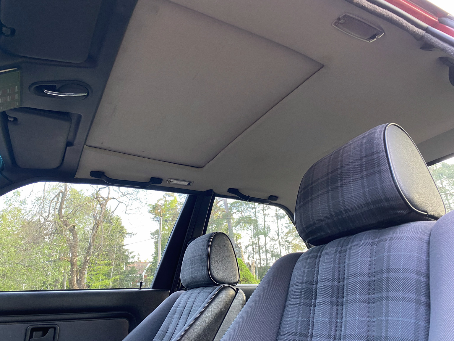 Interior image of 1986 BMW E30 H35 Hartge