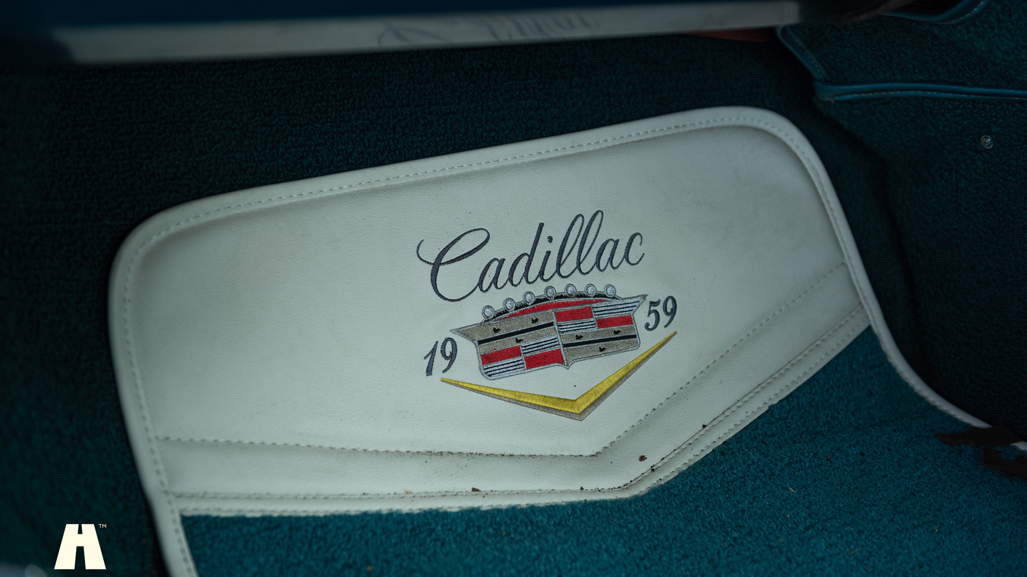 Interior image of 1959 Cadillac Coupé de Ville 6.4 V8