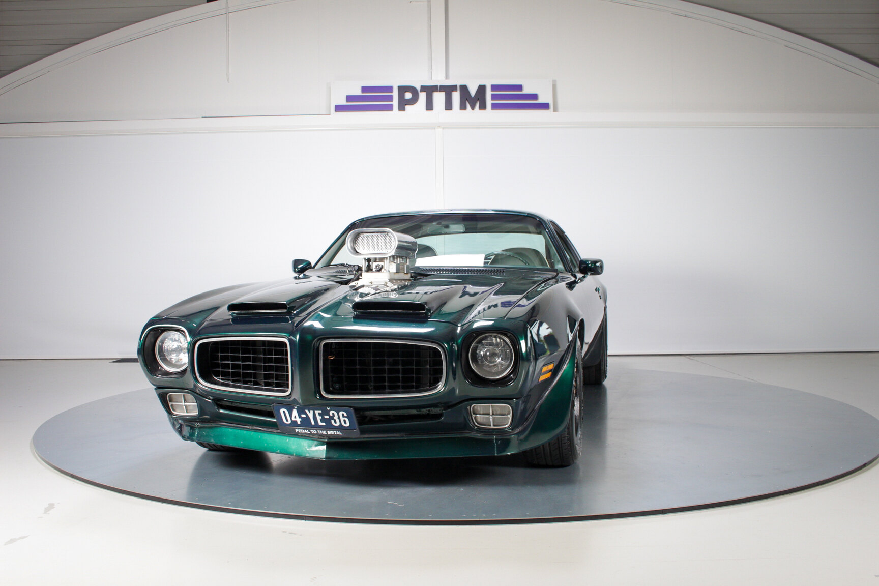 Exterior image of 1975 Pontiac Firebird Formula