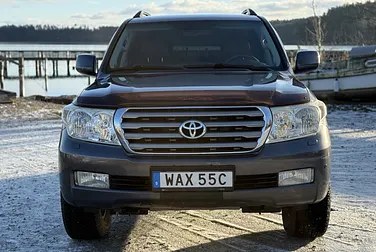 #<Image:0x00007fa04c9fadc8>