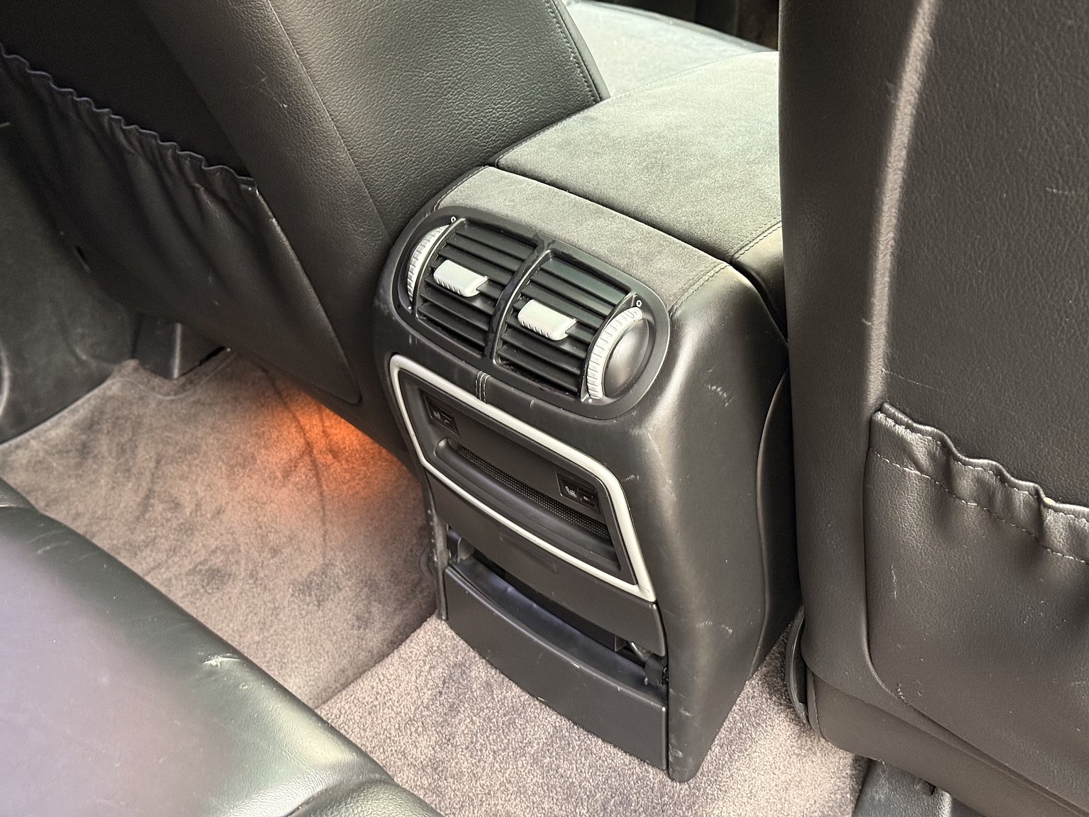 Interiörbild 2008 Porsche Cayenne GTS 6-växlad Manuell