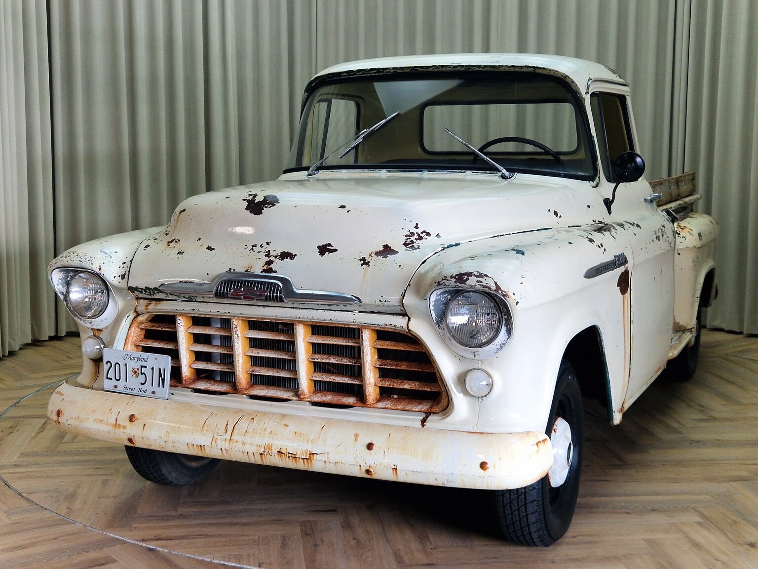 Aussenfoto Chevrolet Apache (SÅLD PÅ PLATS) 