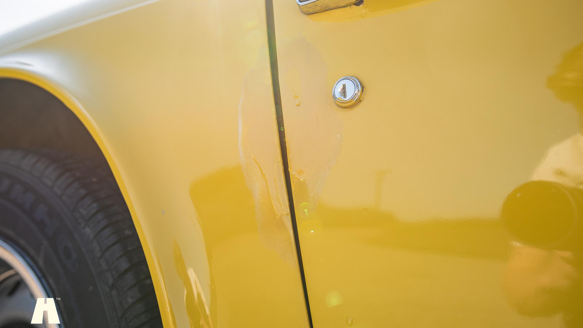 Exteriörbild på 1974 Triumph TR6 (99)