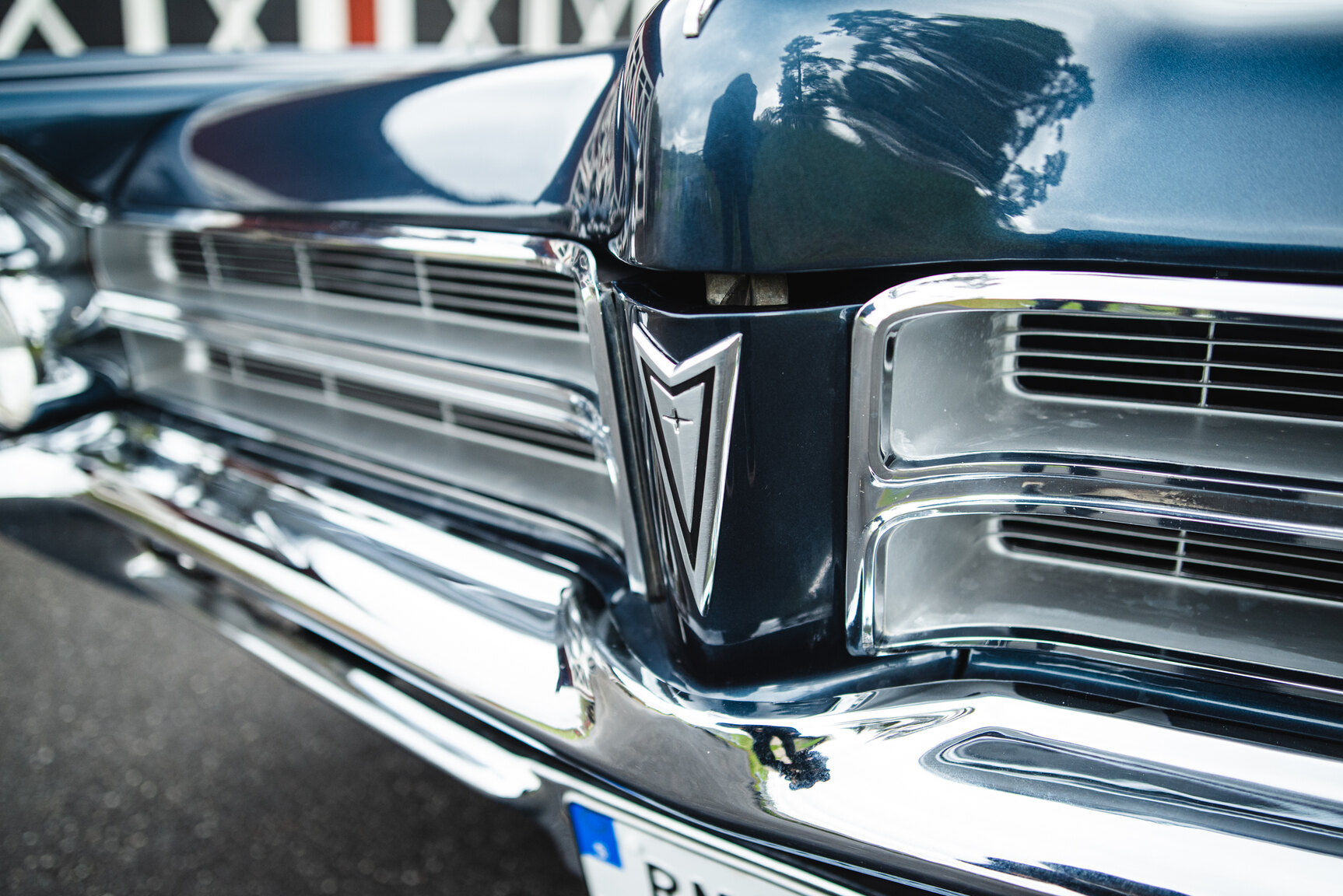 Exterior image of 1965 Pontiac Catalina 421 Tripower-Pack 2+2