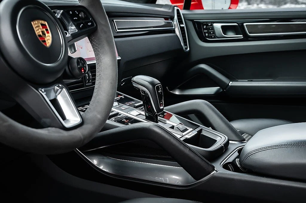 Bild von 2020 Porsche Cayenne (15)