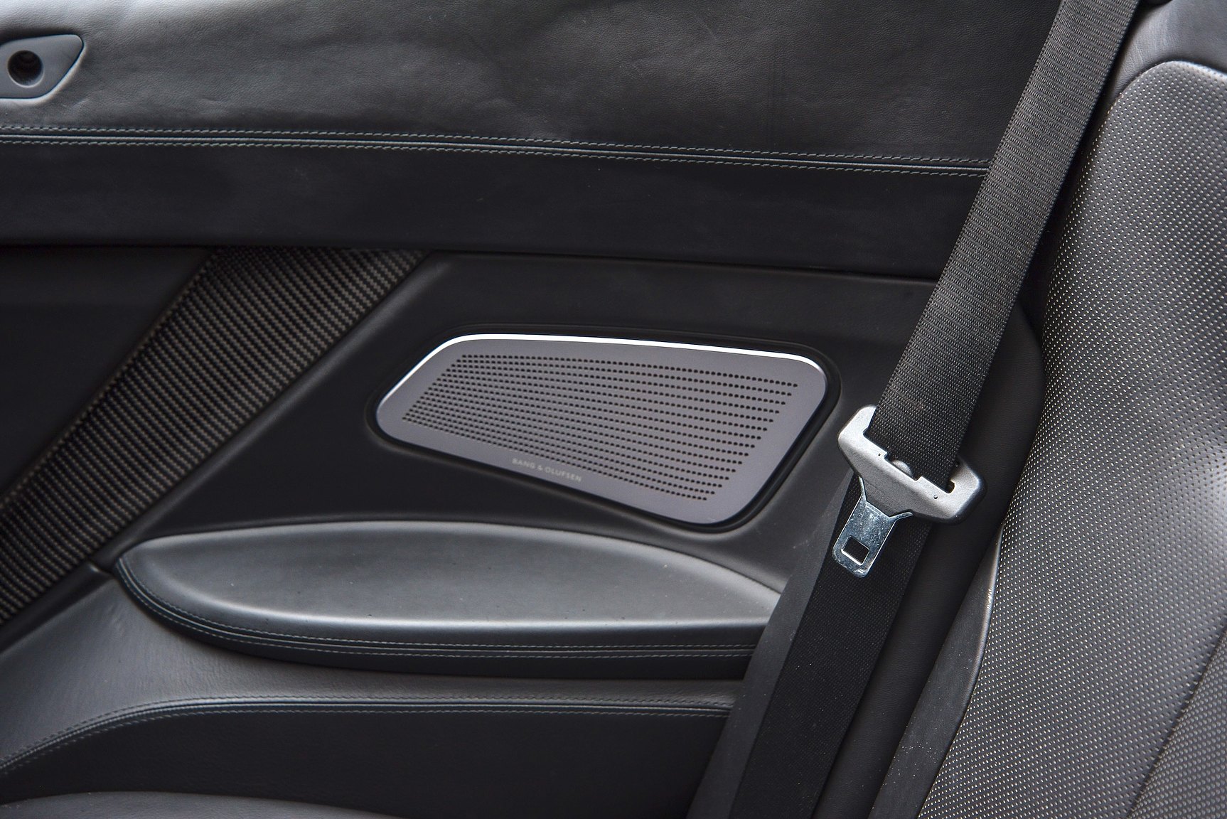 Interior image of 2014 BMW M6C