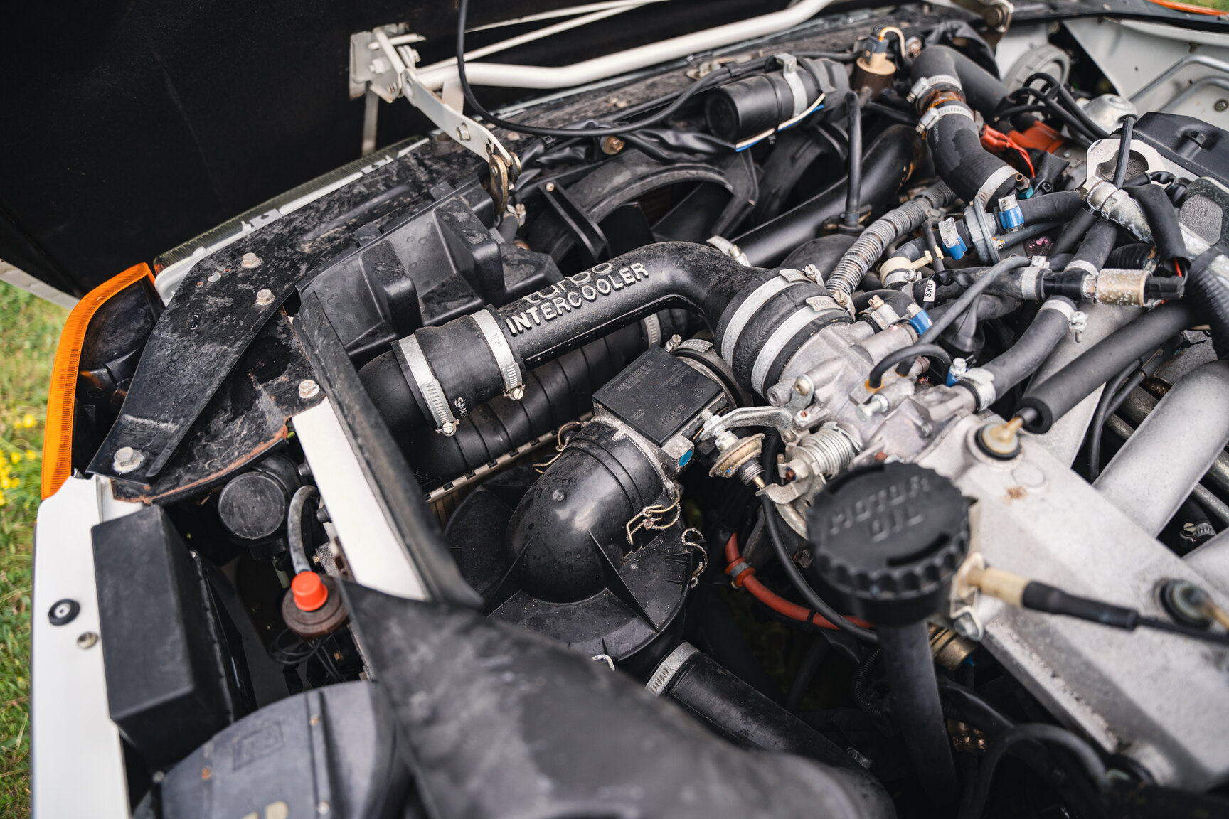 Image of 1987 Saab 900 Turbo Convertible mechanics