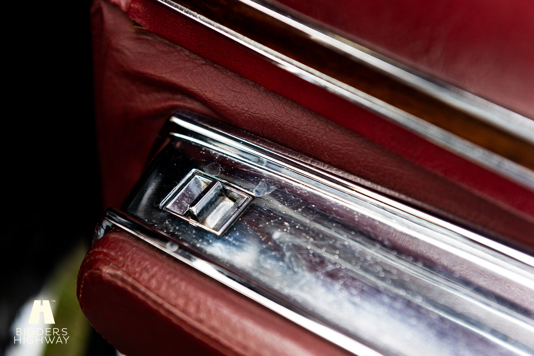 Innenraumfoto von 1973 Buick Electra Custom 2D HT Coupe